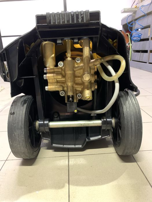 Karcher HD 895 S. Керхер.