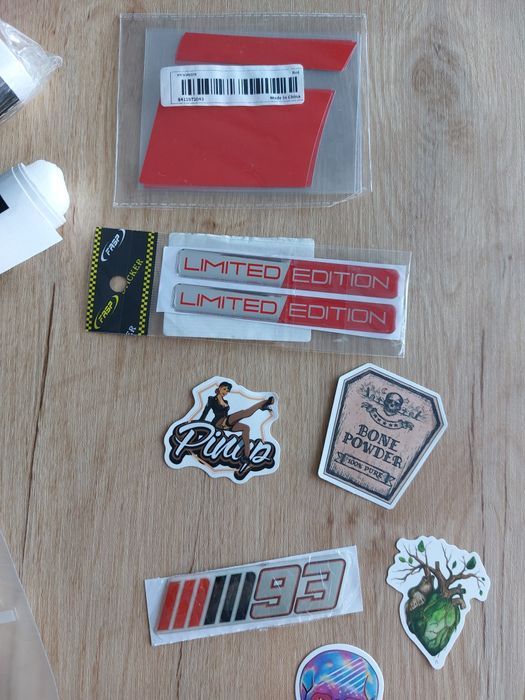 Autocolantes de capô e outros, preço do conjunto