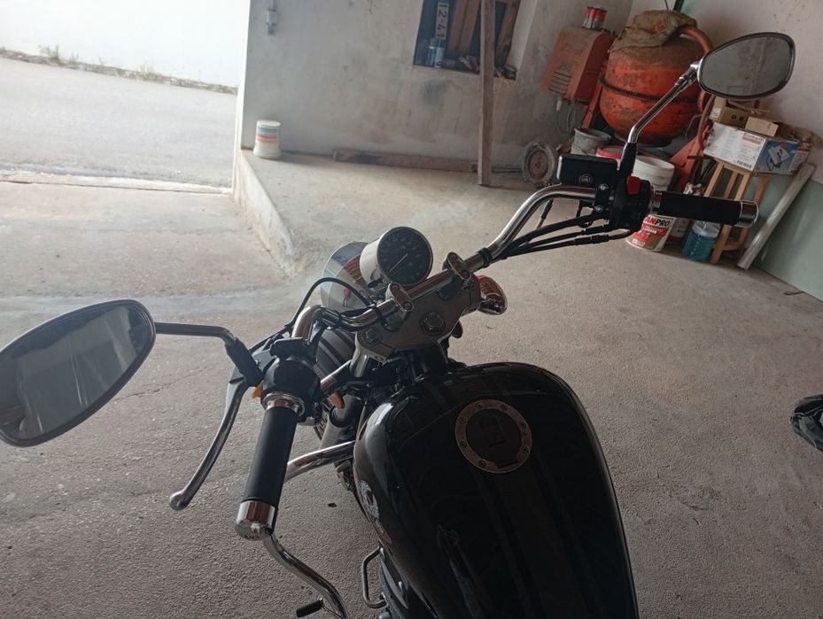Moto AJS 125 CC .