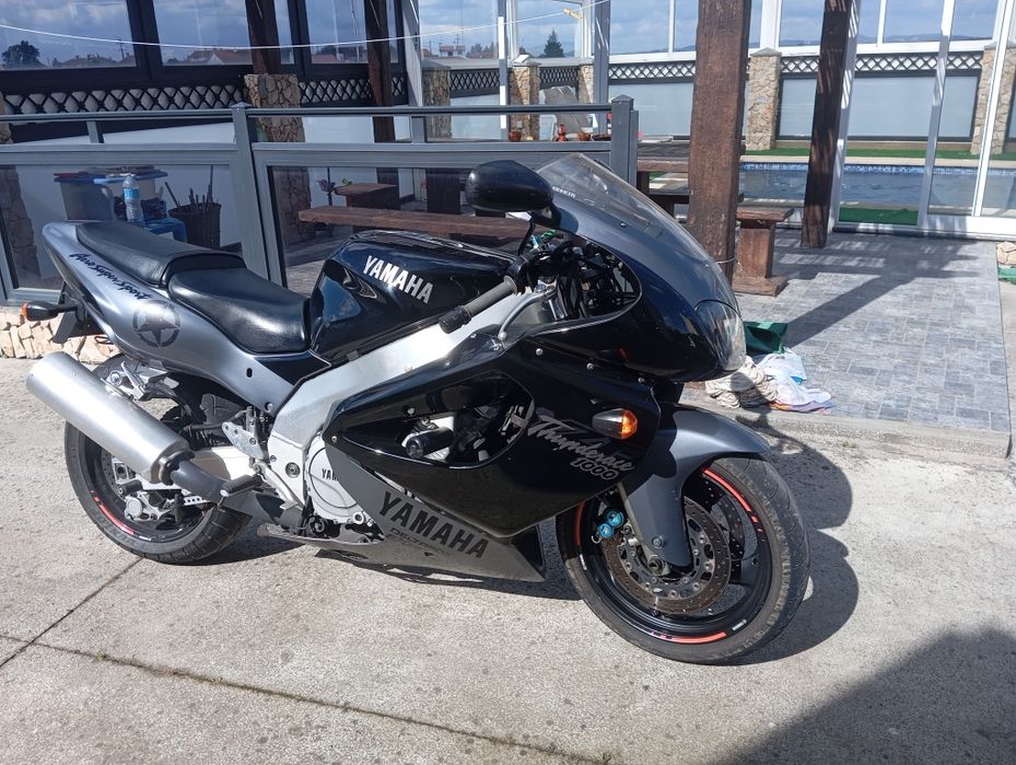 Yamaha thunderrace 1000
