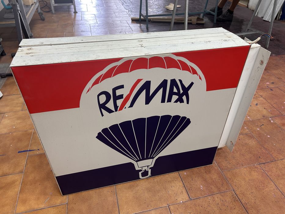 Reclamo luminoso bandeirola bi-face 70x60cm