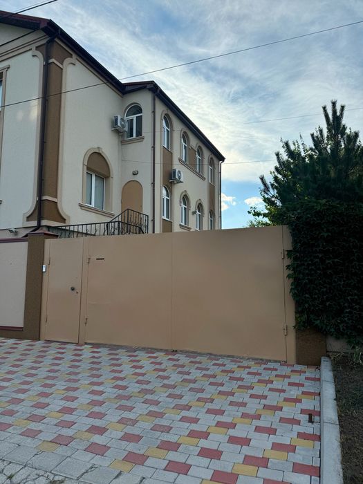 Частина будинку з генератором. Стара Балашівка. Агенція нерухомості