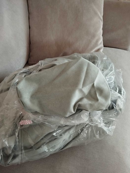 Sofa CAMBIO z 2 pokrowcami beżowym i miętowym