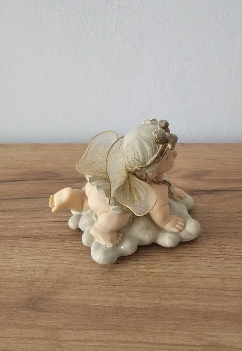 Figurka Aniołka.