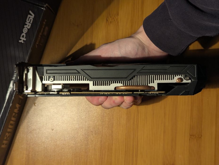 Gigabyte GTX 1060 3гб