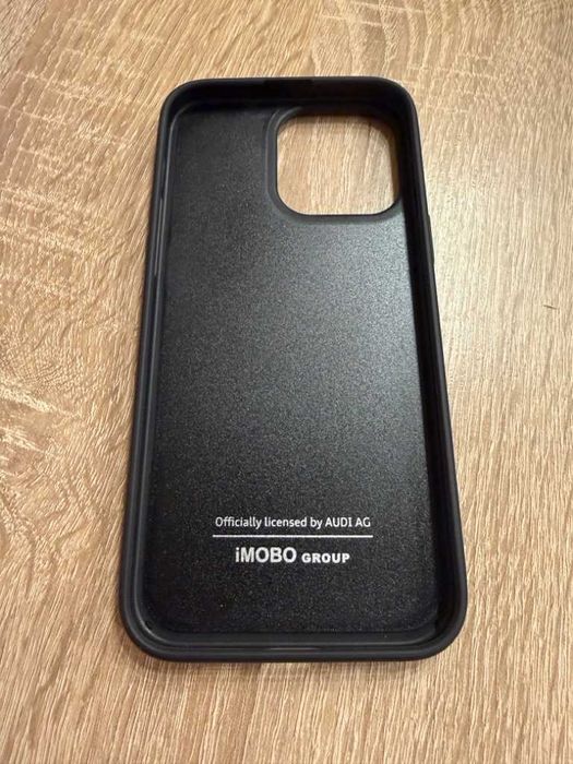 Чохол iPhone 14 Pro Max - вуглецеве волокно офіційна колаборація Audi