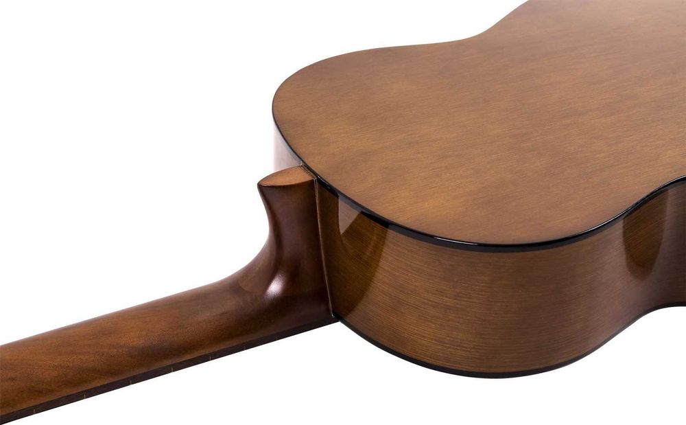 Гітара класична Yamaha C40 (чохол, медіатор, скарбничка, струни)