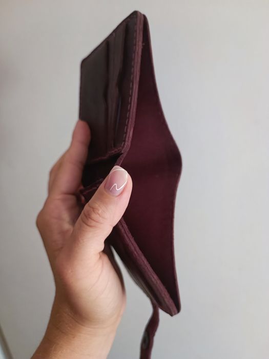 Жіночий шкіряний гаманець