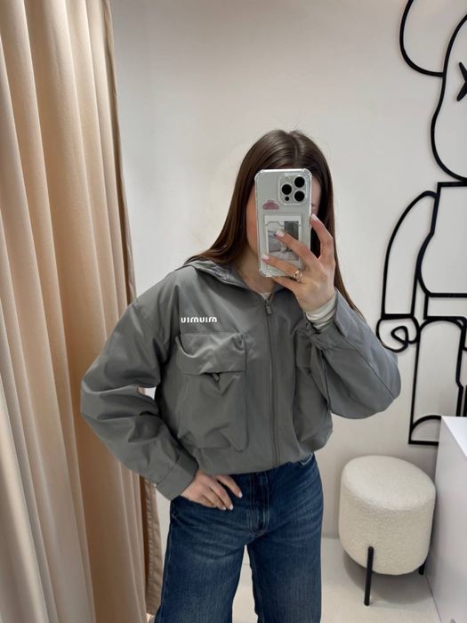 Вітровка Miu Miu