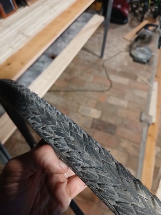 Opona rowerowa schwalbe plus tour 28