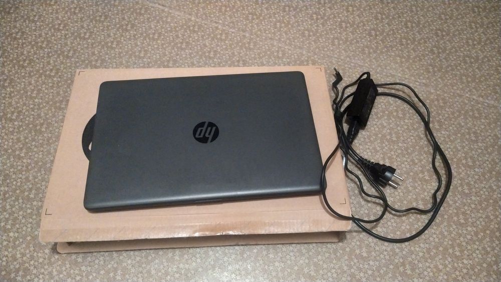 Ноутбук hp 250 g7 ddr4-16gb hdd500gb Pentium gold win 11 sl