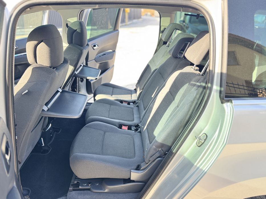 Peugeot 5008-2015 р.в