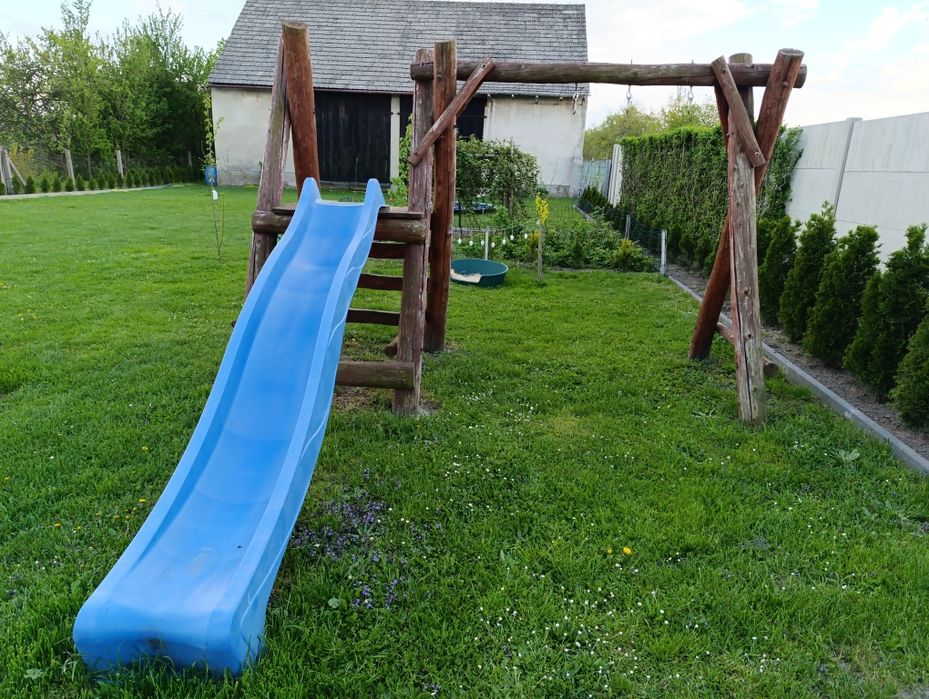 Sprzedam ślizgawkę ogrodową o długości 3 metrów