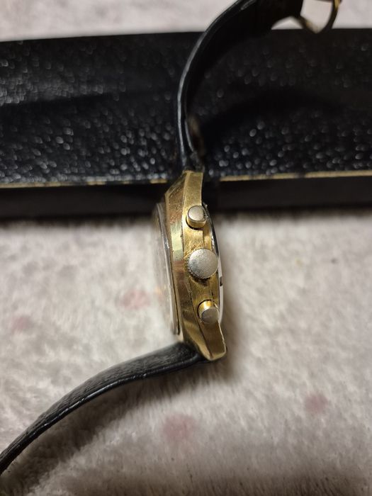 Relógio a corda Almery