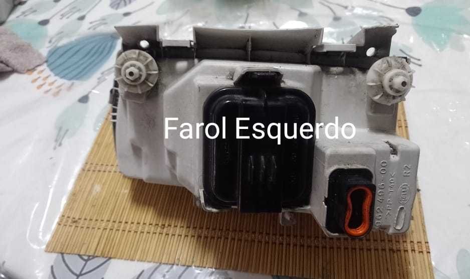 Farol e pisca para carro