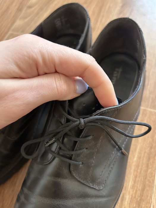 Чорні туфлі tamaris