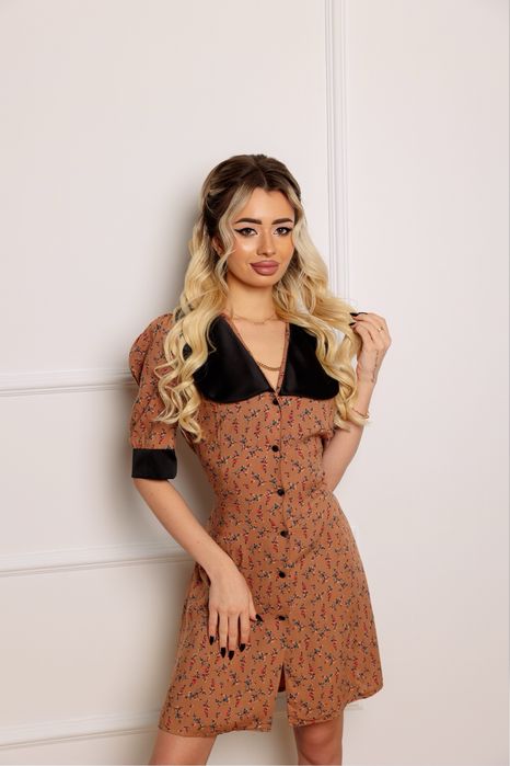 Продам сукні в квітковому принті