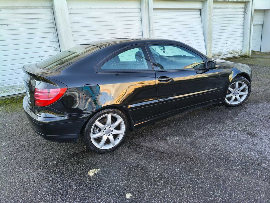 Mercedes-Benz C 220 CDI Sport Coupé Evolution 143cv
