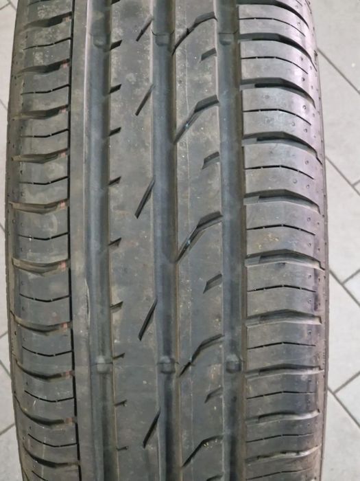 1 Pneu 195/55/16 Continental Premium Contact 2 - 87H com 99% de piso