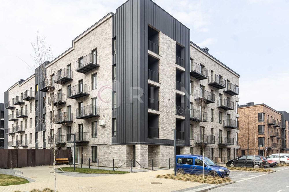 Продаж 3-к. квартири з патіо у ЖК «Долішній» .