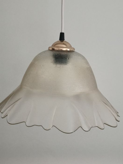 Lampy szklane wiszące