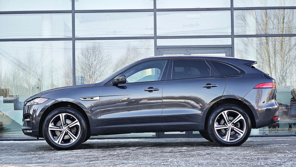 Jaguar F-Pace 300km PIĘKNY KOLOR najbogatsze wyposażenie ZAMIANA