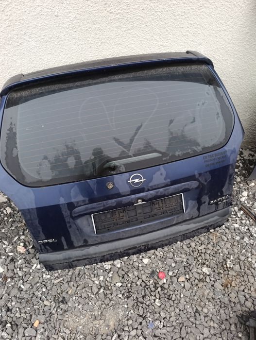Klapa tył opel Zafira z282