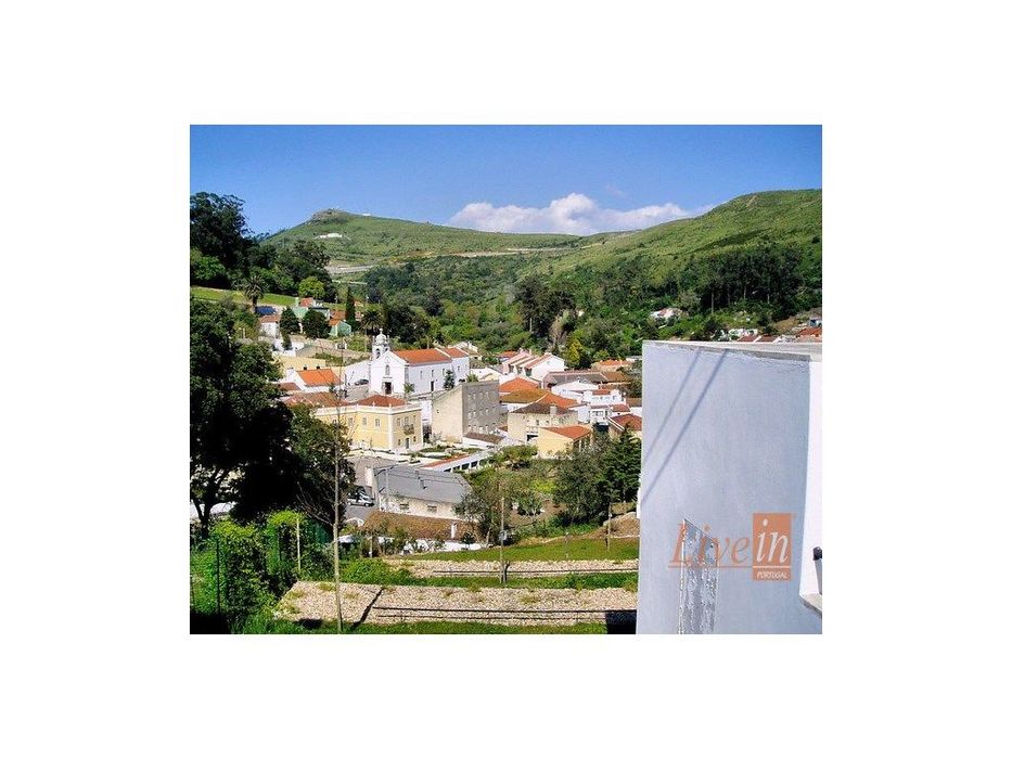 Terreno com 1,6 Hectares - A Oportunidade às Portas de Lisboa!