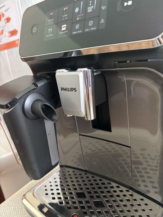 Кавомашина Philips series 2300