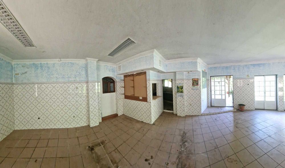 480M contruídos, perfeito para alojamento Local ou 2 apartamentos.