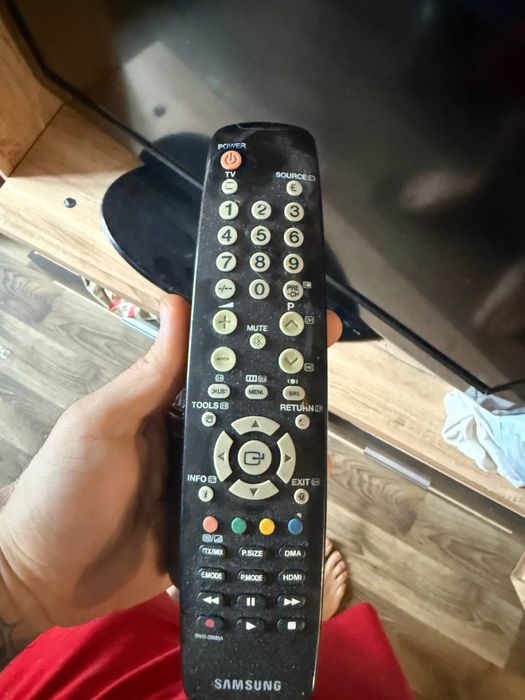 Телевизор самсунг 37