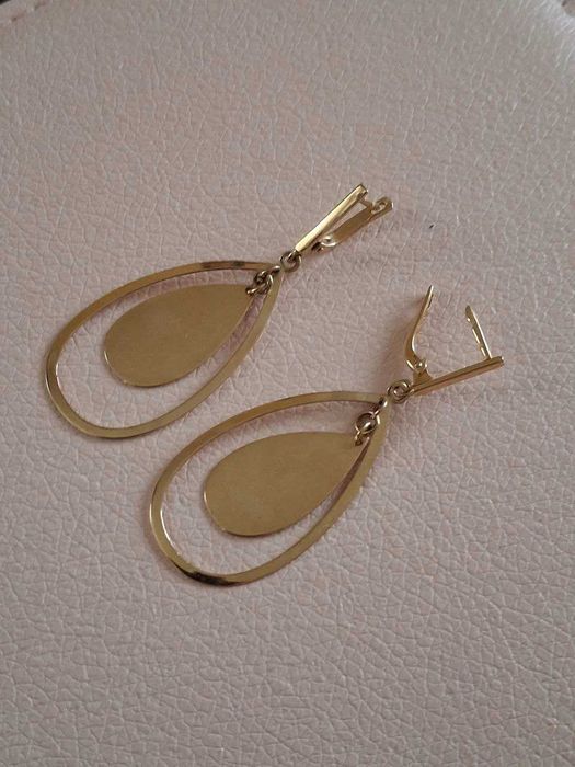 Золоті сережки 585 вага 6,07 г