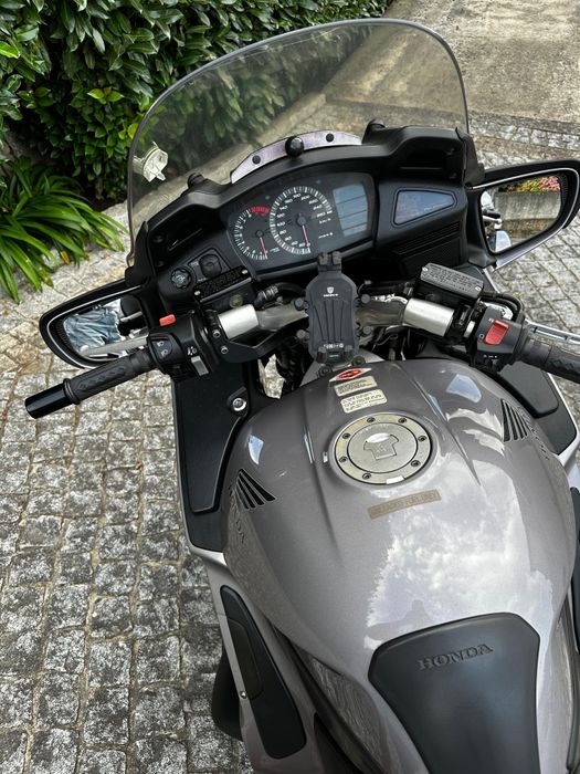 Honda Pan European 1300 – Impecável