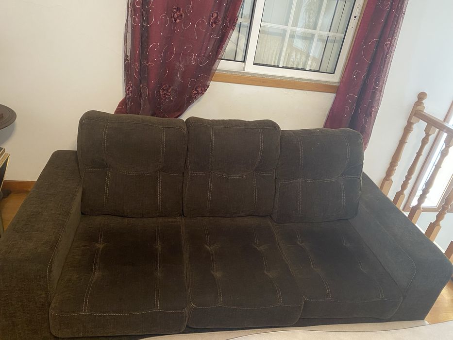 Sofá de 3 lugares como novo