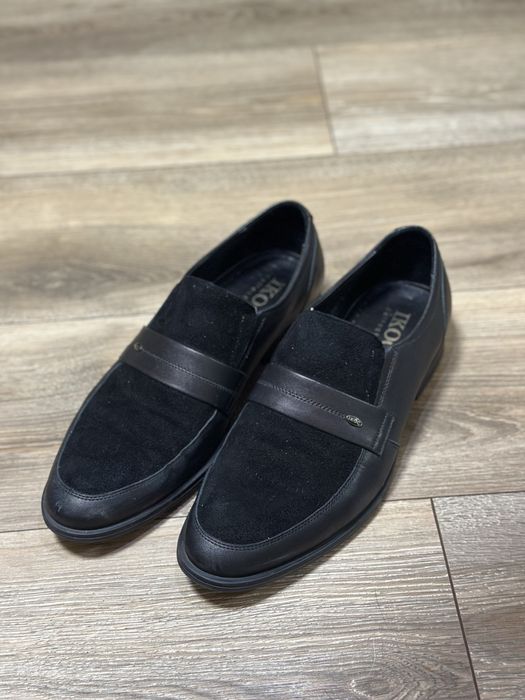 Чорні шкіряні чоловічі туфлі, 41 розмір