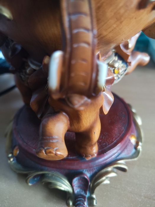 Продам декоративну штукатулку