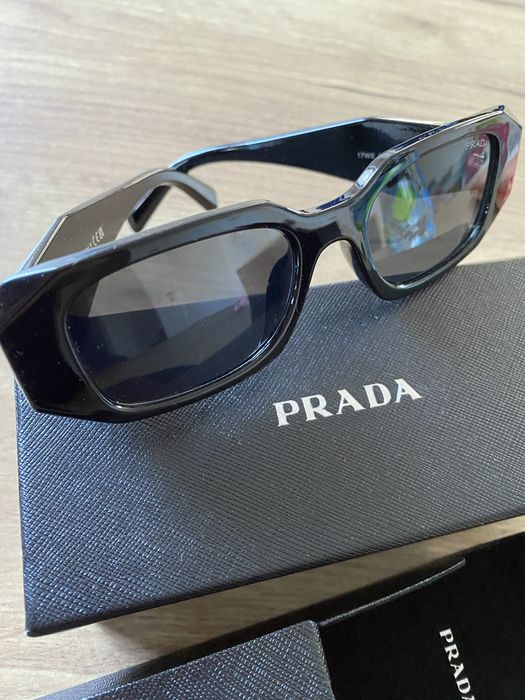 Okulary Prada. .