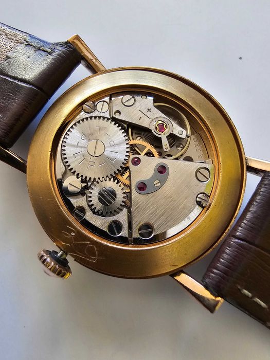 Lip Chronometre cal. R23E zegarek złoty 18k 750