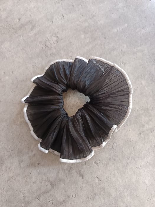 Frotka do włosów scrunchie plisowana hit viral style new hot Basic must have retro vintage