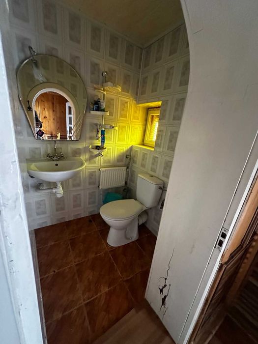 Продається будинок в с. Угля