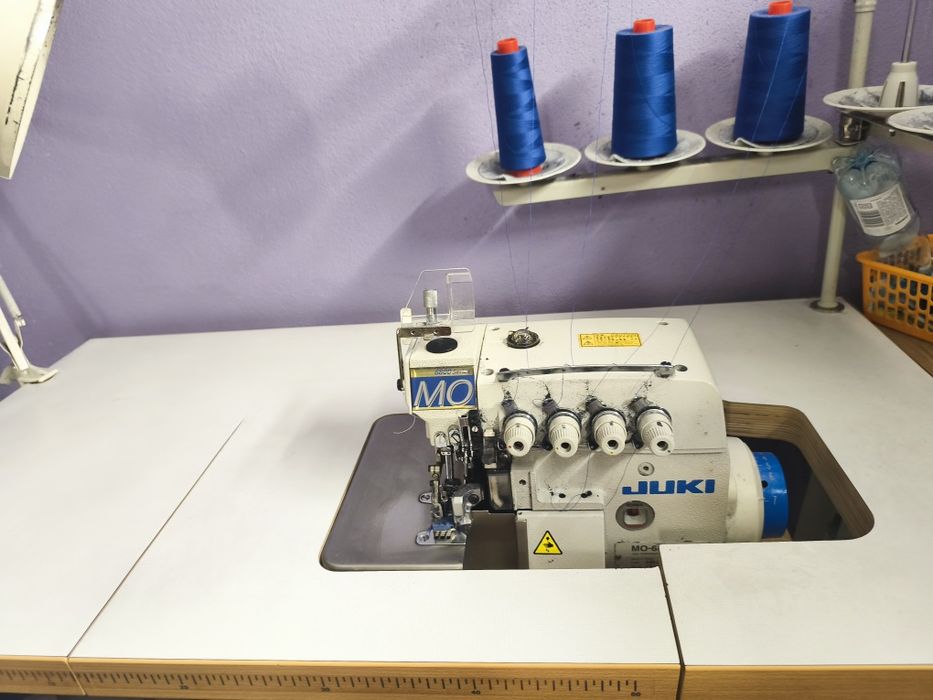 Overlock  Juki MO-6816S