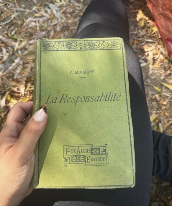 Livro raro 'la responsabilite'