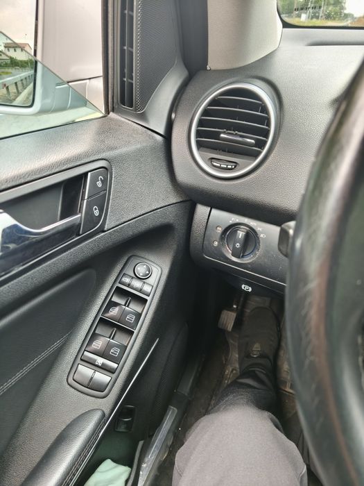 Автомобиль Мерседес 164 бензин 3,5