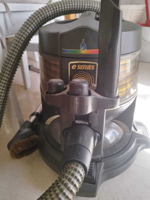 Aspirador Rainbow como novo com todos os acessórios