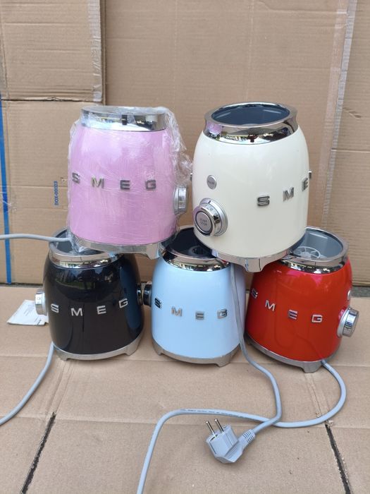 Blender kielichowy Smeg