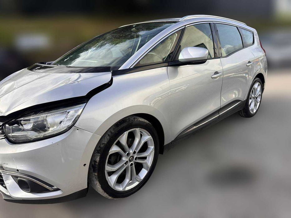 Renault Grand Scenic 1.6 DCI 130cv 7 Lug de 2018 Salvado