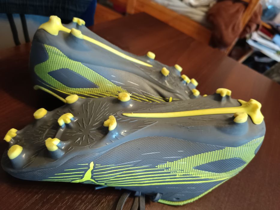 Buty Korki Puma 42