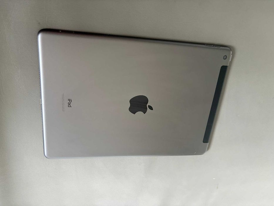 iPad 9 256GB cellular szary uszkodzony