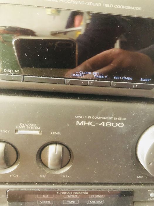 Sony  mini hifi MHC4800