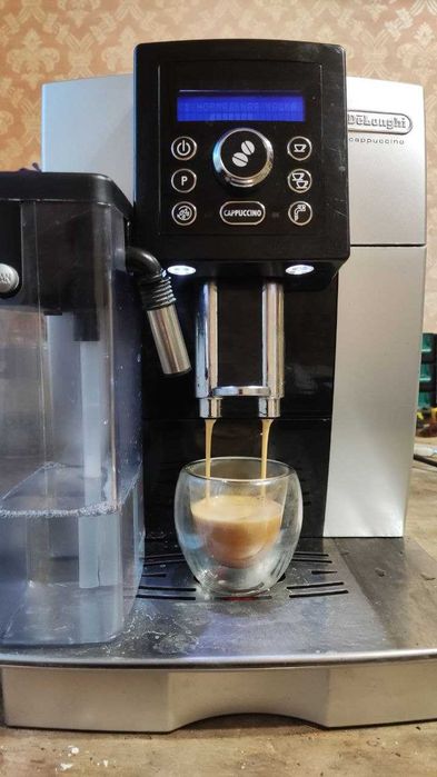 Кофемашина Delonghi ecam 24.450s